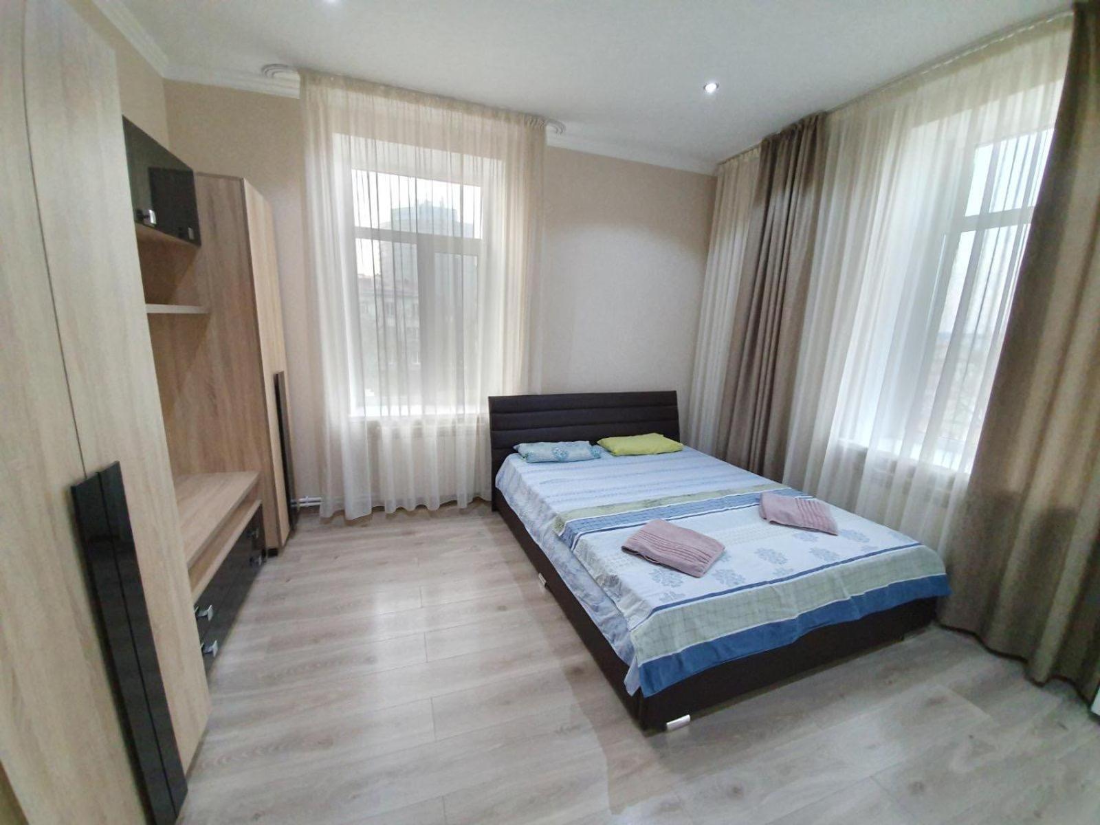 Tourist Home At Stefan Cel Mare With 2 Rooms 키시나우 외부 사진