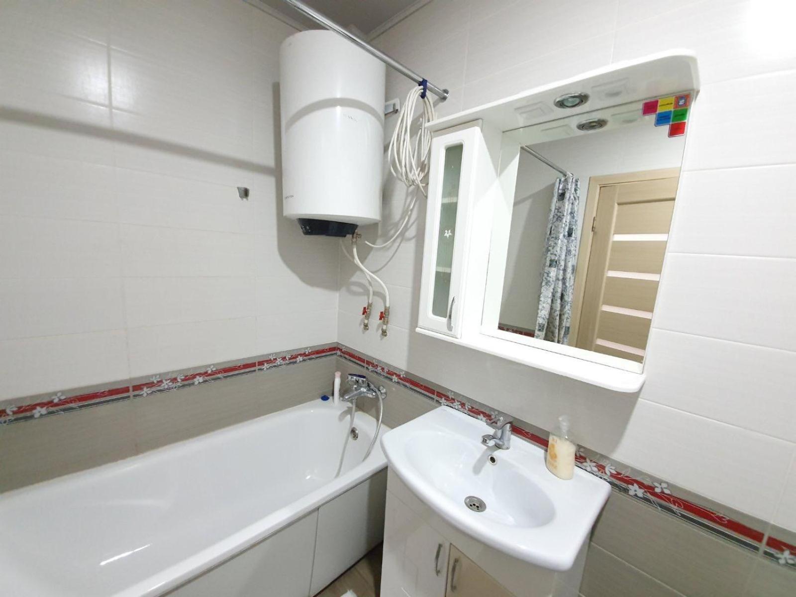 Tourist Home At Stefan Cel Mare With 2 Rooms 키시나우 외부 사진